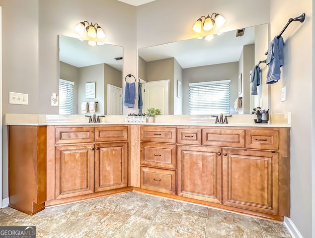 165 Teal Court, Senoia, GA 30276