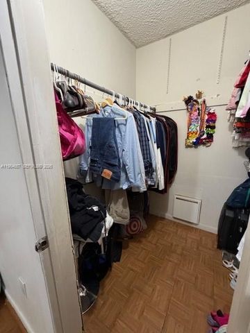 9159 SW 77th Ave 409, Miami, FL 33156