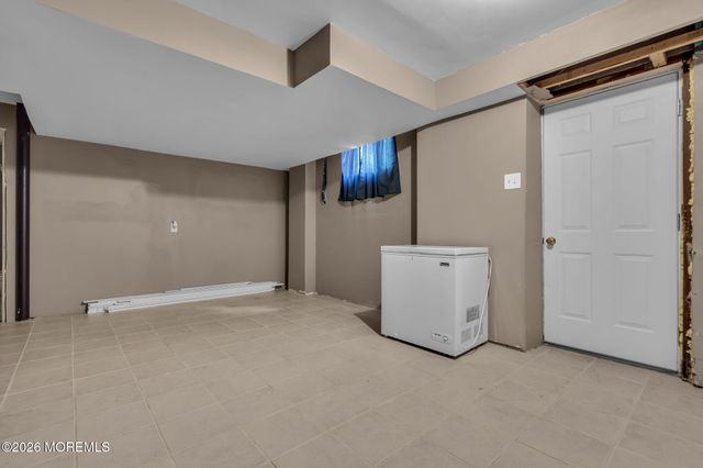200 Spray Road, Manahawkin, NJ 08050