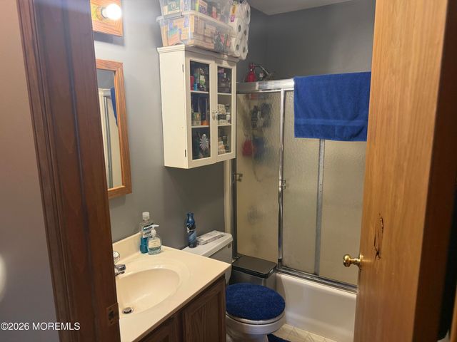 200 Spray Road, Manahawkin, NJ 08050