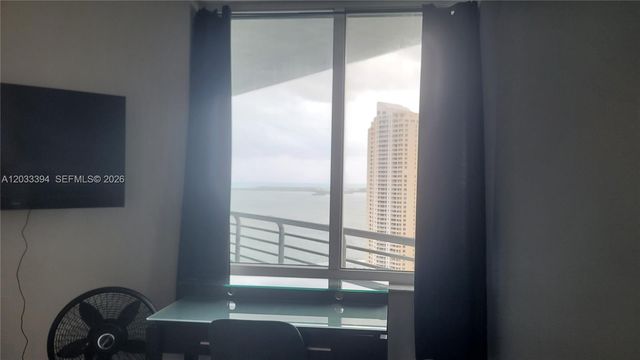 325 S Biscayne Boulevard 3321, Miami, FL 33131