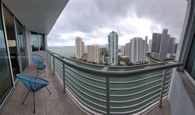 325 S Biscayne Boulevard 3321, Miami, FL 33131
