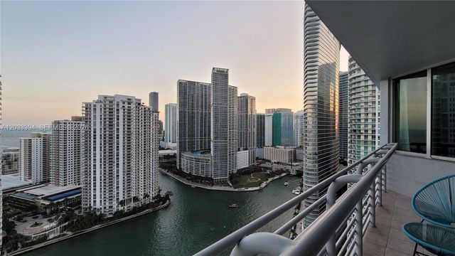 325 S Biscayne Boulevard 3321, Miami, FL 33131
