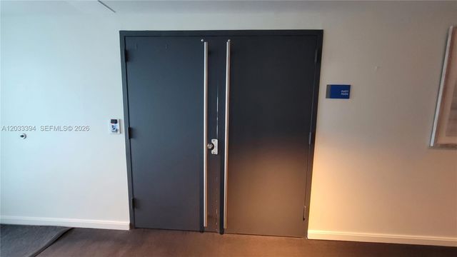 325 S Biscayne Boulevard 3321, Miami, FL 33131