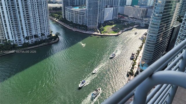 325 S Biscayne Boulevard 3321, Miami, FL 33131