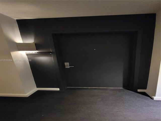 325 S Biscayne Boulevard 3321, Miami, FL 33131