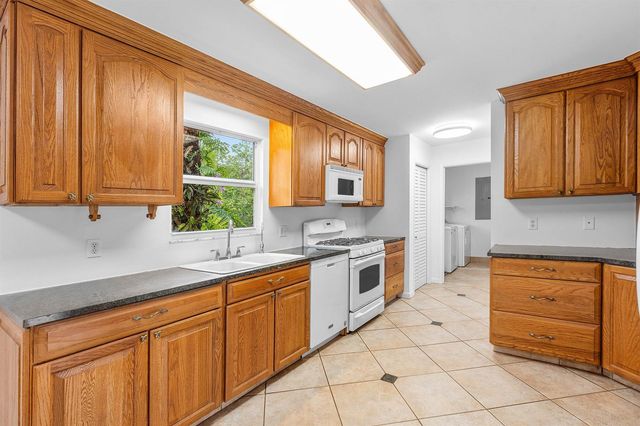 7713 Park Lane Road, Lake Worth, FL 33449