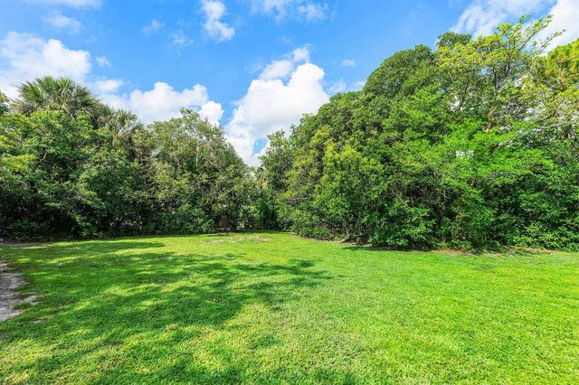 7713 Park Lane Road, Lake Worth, FL 33449