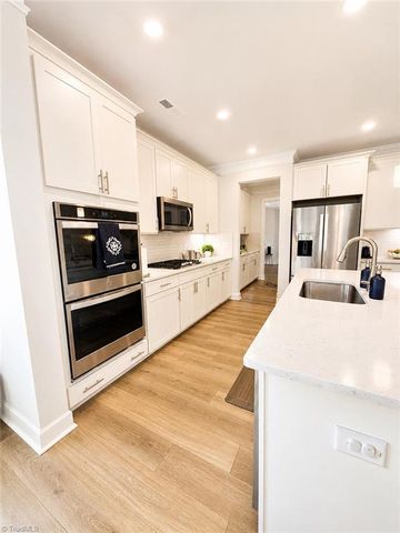 134 Broadwater Way, Stokesdale, NC 27357