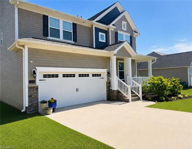 134 Broadwater Way, Stokesdale, NC 27357