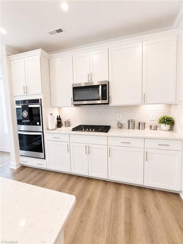 134 Broadwater Way, Stokesdale, NC 27357