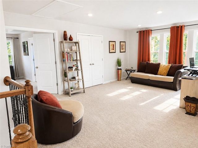 134 Broadwater Way, Stokesdale, NC 27357