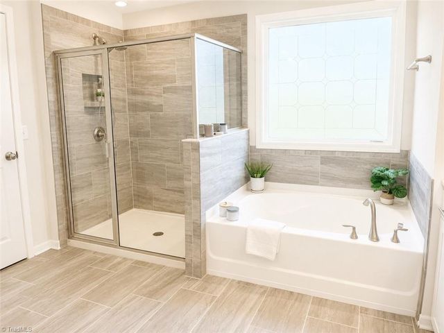 134 Broadwater Way, Stokesdale, NC 27357