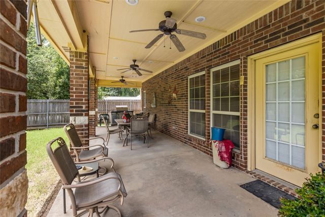 52 Cedar Bayou Circle, Pottsboro, TX 75076