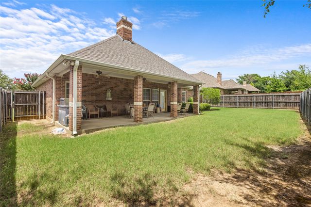 52 Cedar Bayou Circle, Pottsboro, TX 75076
