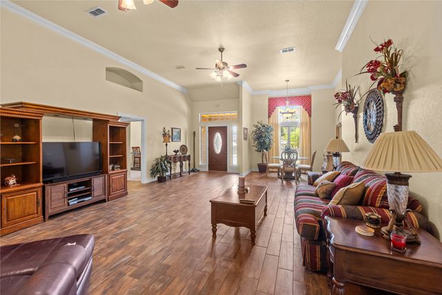 52 Cedar Bayou Circle, Pottsboro, TX 75076