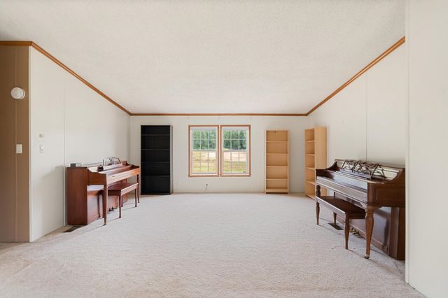 425 Mountain View Road, Williston, VT 05495