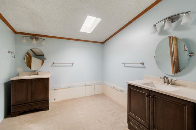 425 Mountain View Road, Williston, VT 05495