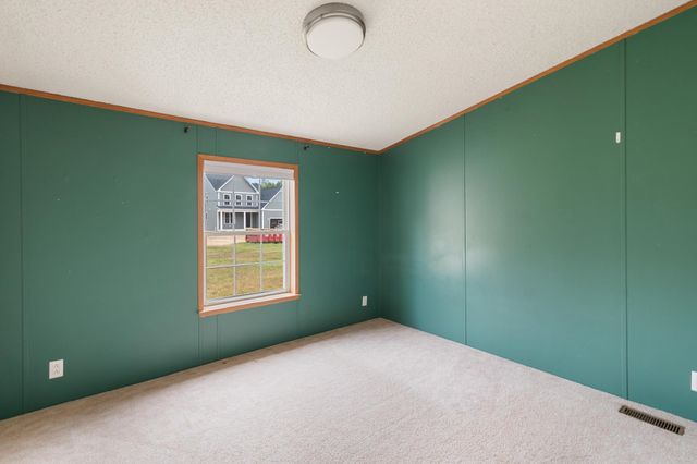 425 Mountain View Road, Williston, VT 05495