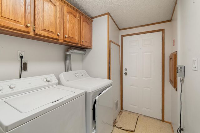 425 Mountain View Road, Williston, VT 05495