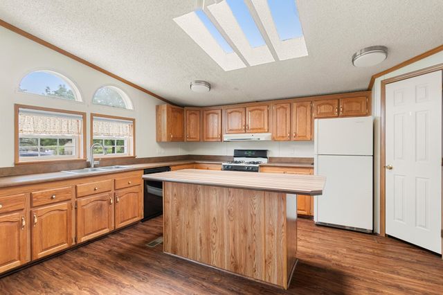425 Mountain View Road, Williston, VT 05495