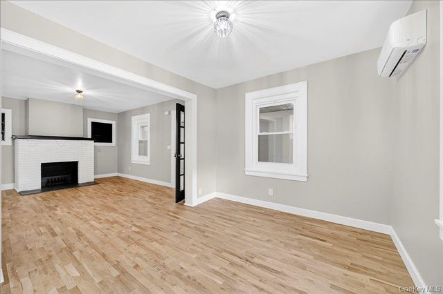 584 Shore Drive, New Windsor, NY 12553