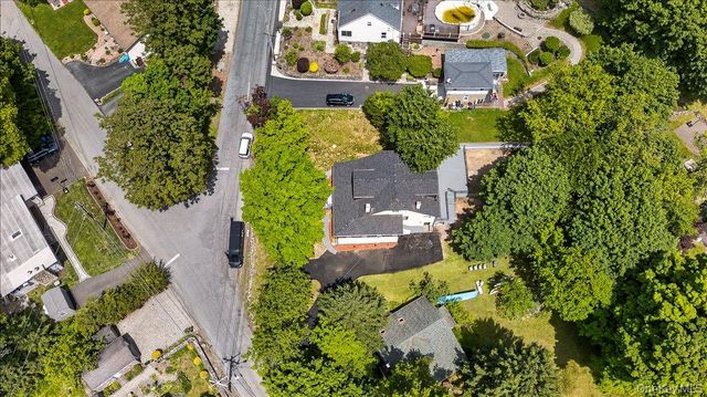 584 Shore Drive, New Windsor, NY 12553