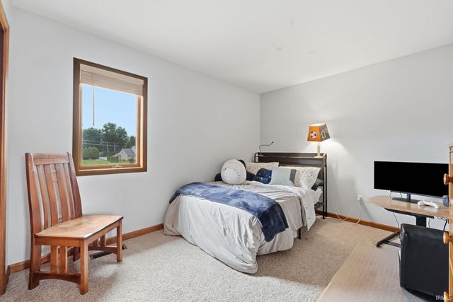8924 Laurel Hurst Place, Fort Wayne, IN 46835