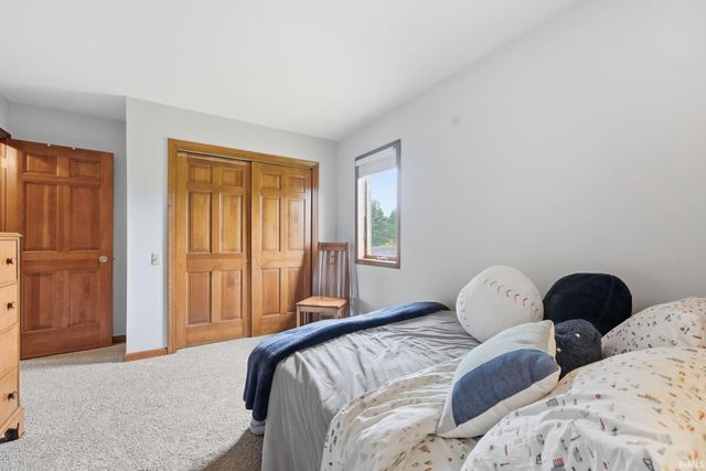 8924 Laurel Hurst Place, Fort Wayne, IN 46835