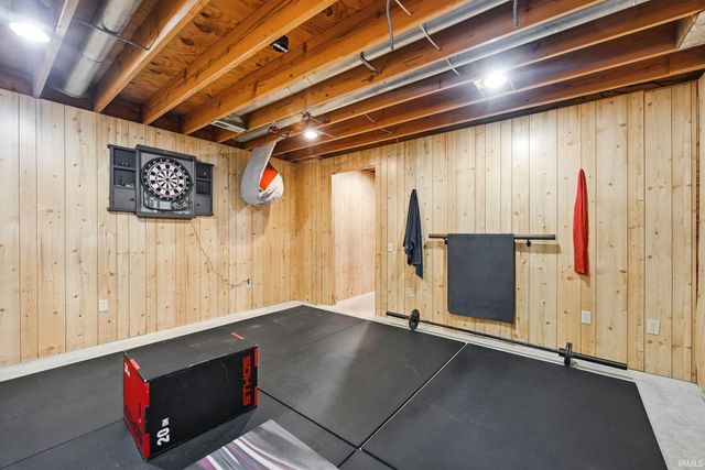 8924 Laurel Hurst Place, Fort Wayne, IN 46835