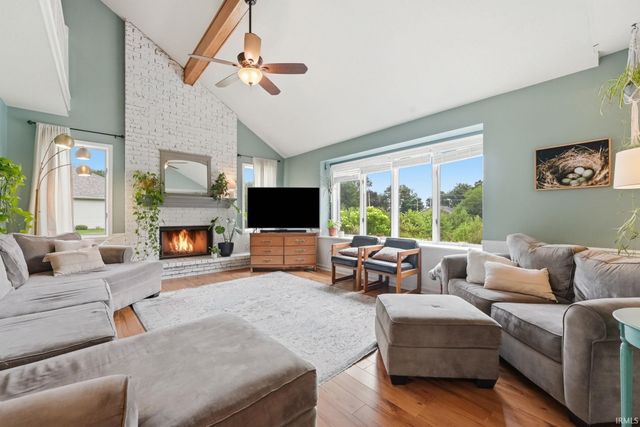8924 Laurel Hurst Place, Fort Wayne, IN 46835