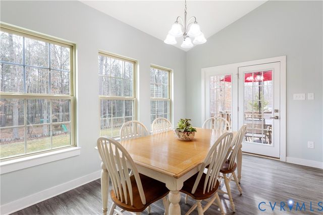 10513 Centralia Station Rd, Chester, VA 23831