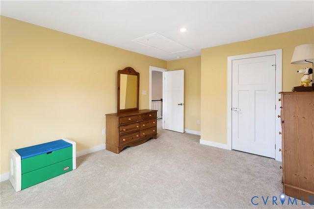 10513 Centralia Station Rd, Chester, VA 23831