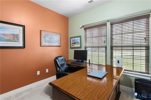 10513 Centralia Station Rd, Chester, VA 23831