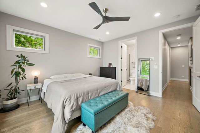 1701 S Jefferson Street, Chicago, IL 60616