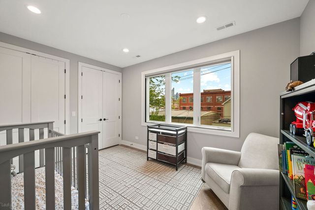 1701 S Jefferson Street, Chicago, IL 60616