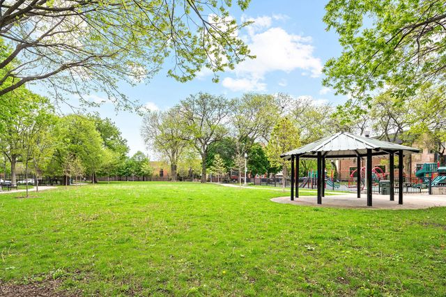 1701 S Jefferson Street, Chicago, IL 60616