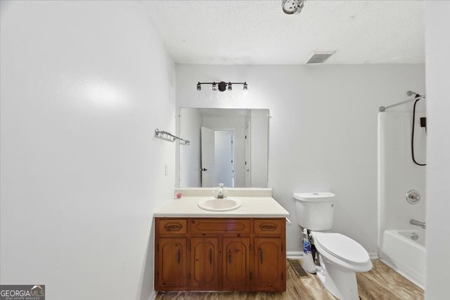 105 Elberta Drive, Newnan, GA 30265