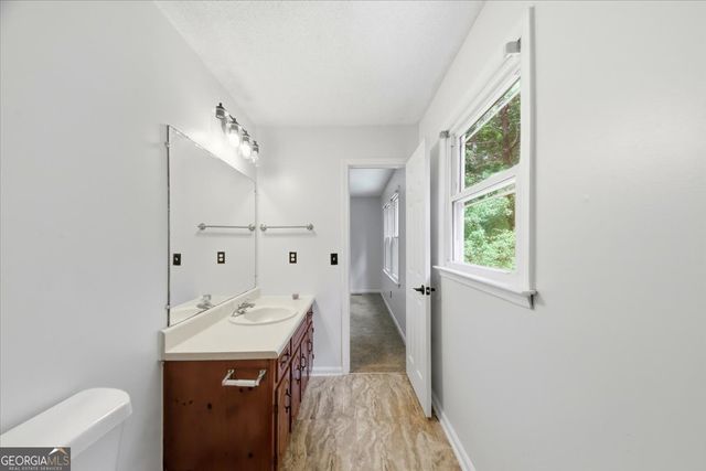 105 Elberta Drive, Newnan, GA 30265