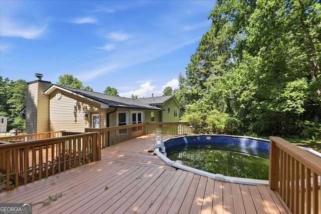 105 Elberta Drive, Newnan, GA 30265