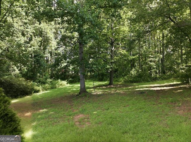 105 Elberta Drive, Newnan, GA 30265