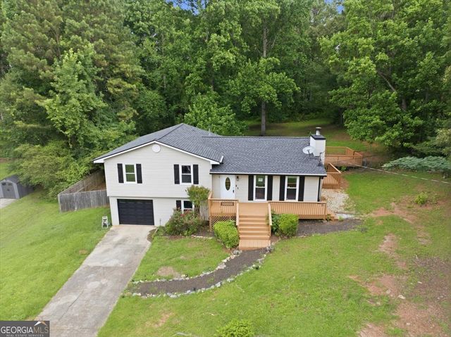 105 Elberta Drive, Newnan, GA 30265