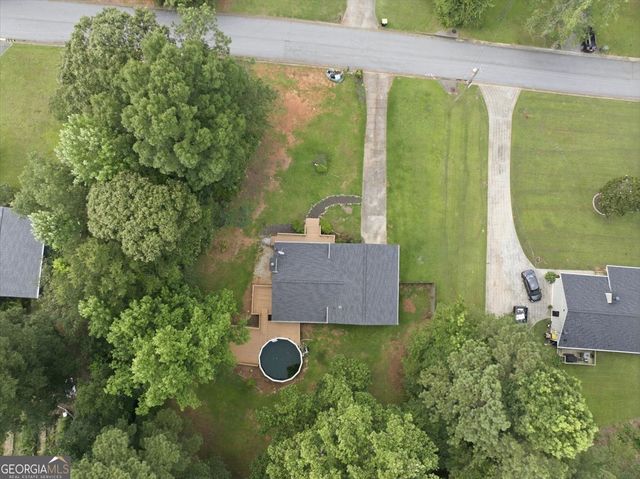 105 Elberta Drive, Newnan, GA 30265