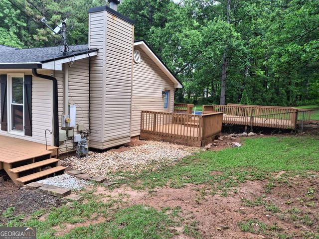 105 Elberta Drive, Newnan, GA 30265