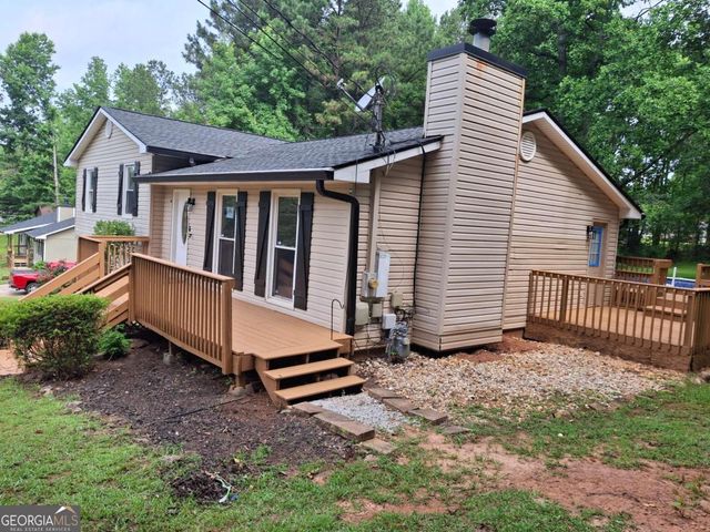 105 Elberta Drive, Newnan, GA 30265
