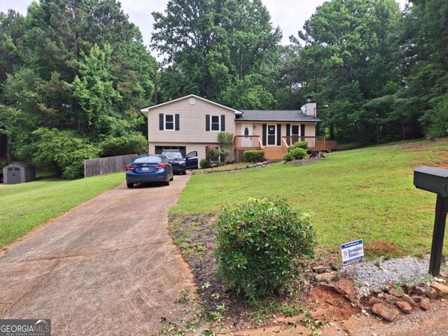 105 Elberta Drive, Newnan, GA 30265