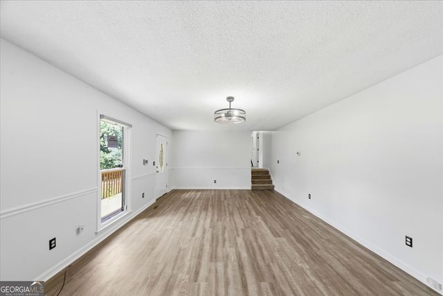 105 Elberta Drive, Newnan, GA 30265