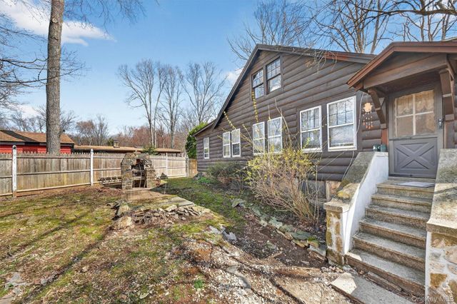13 Perry Trail, Carmel, NY 10512