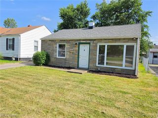 12813 Guardian Boulevard, Cleveland, OH 44135