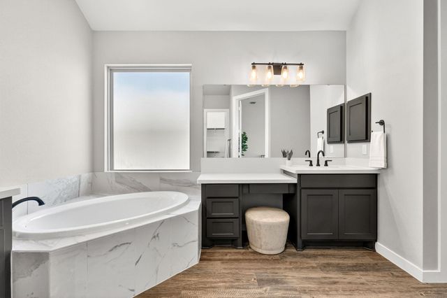 8207 Chrysler BND, Austin, TX 78744